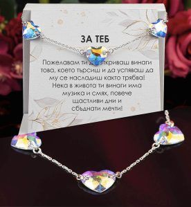 Сребърен чоукър с блестящи кристални сърца Swarovski